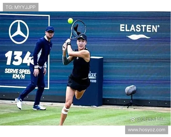 网球赛场新星崛起，年轻球员挑战传统强者成焦点