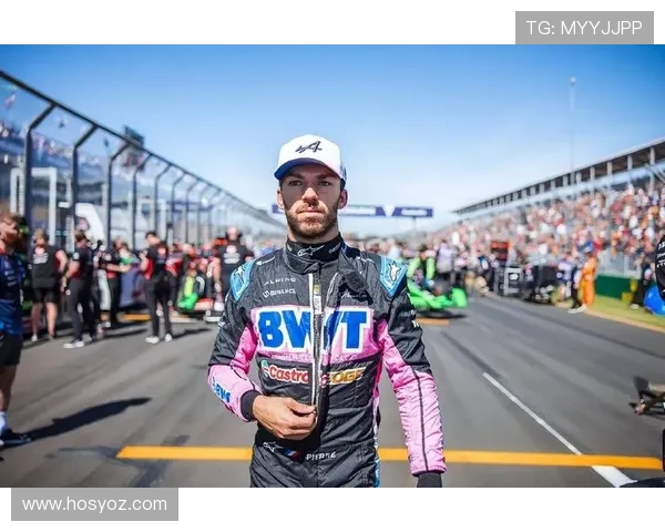 F1赛季最新动态：车队排名激烈变动 车手竞争进入白热化阶段